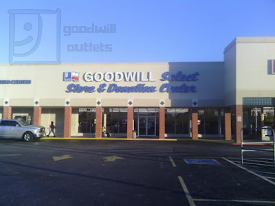 Goodwill Outlet Houston - Sabo