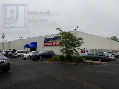 Hamden Goodwill Outlet CT