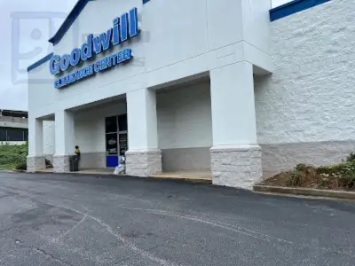 Greenville SC Goodwill Outlet